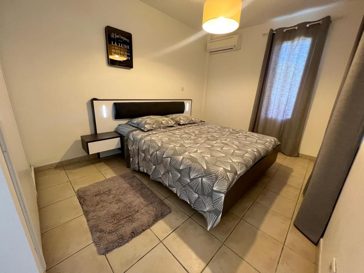 Appartement Au Bord De Mer 르 물레 외부 사진